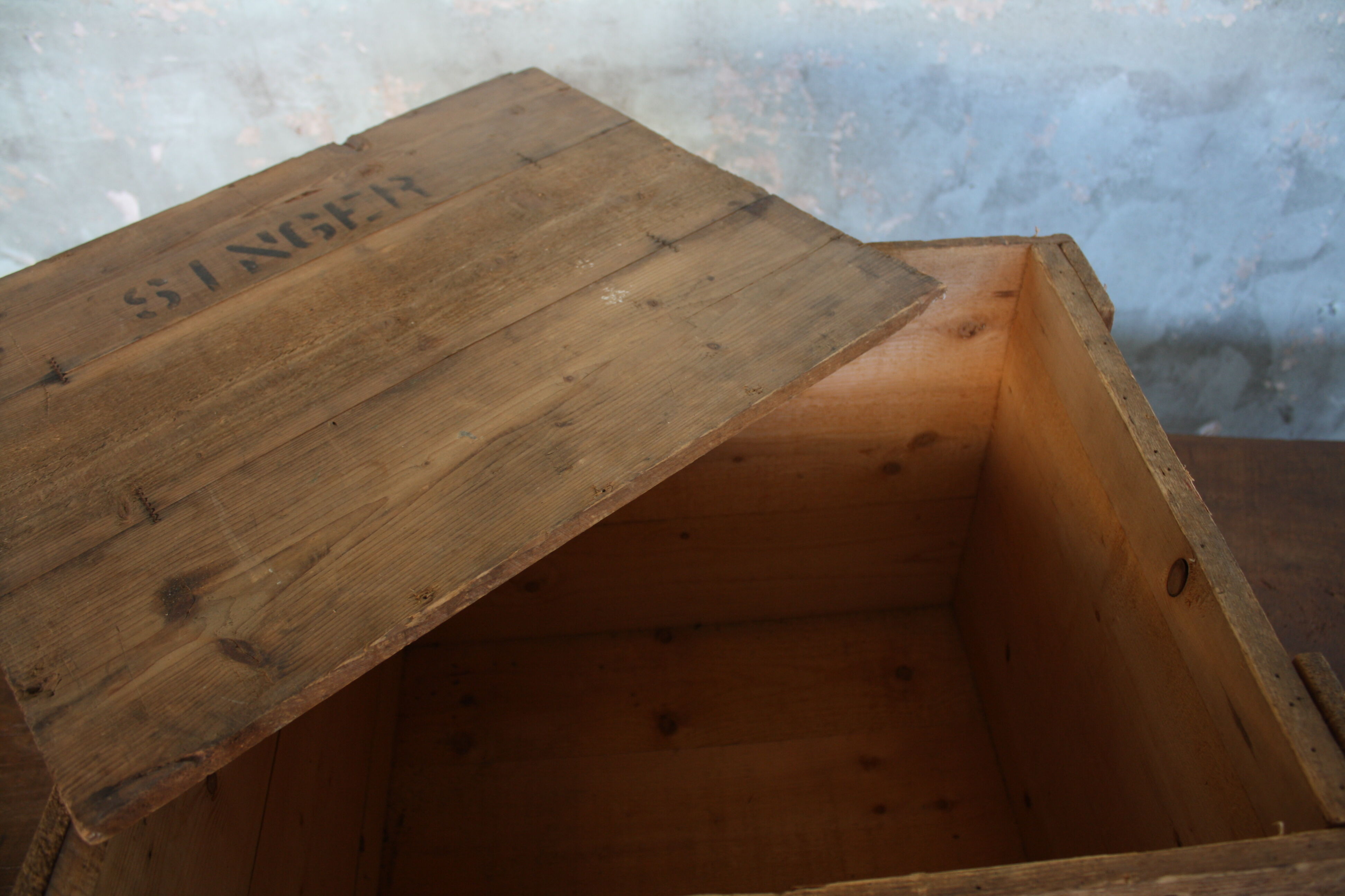 Caisse en bois 1950