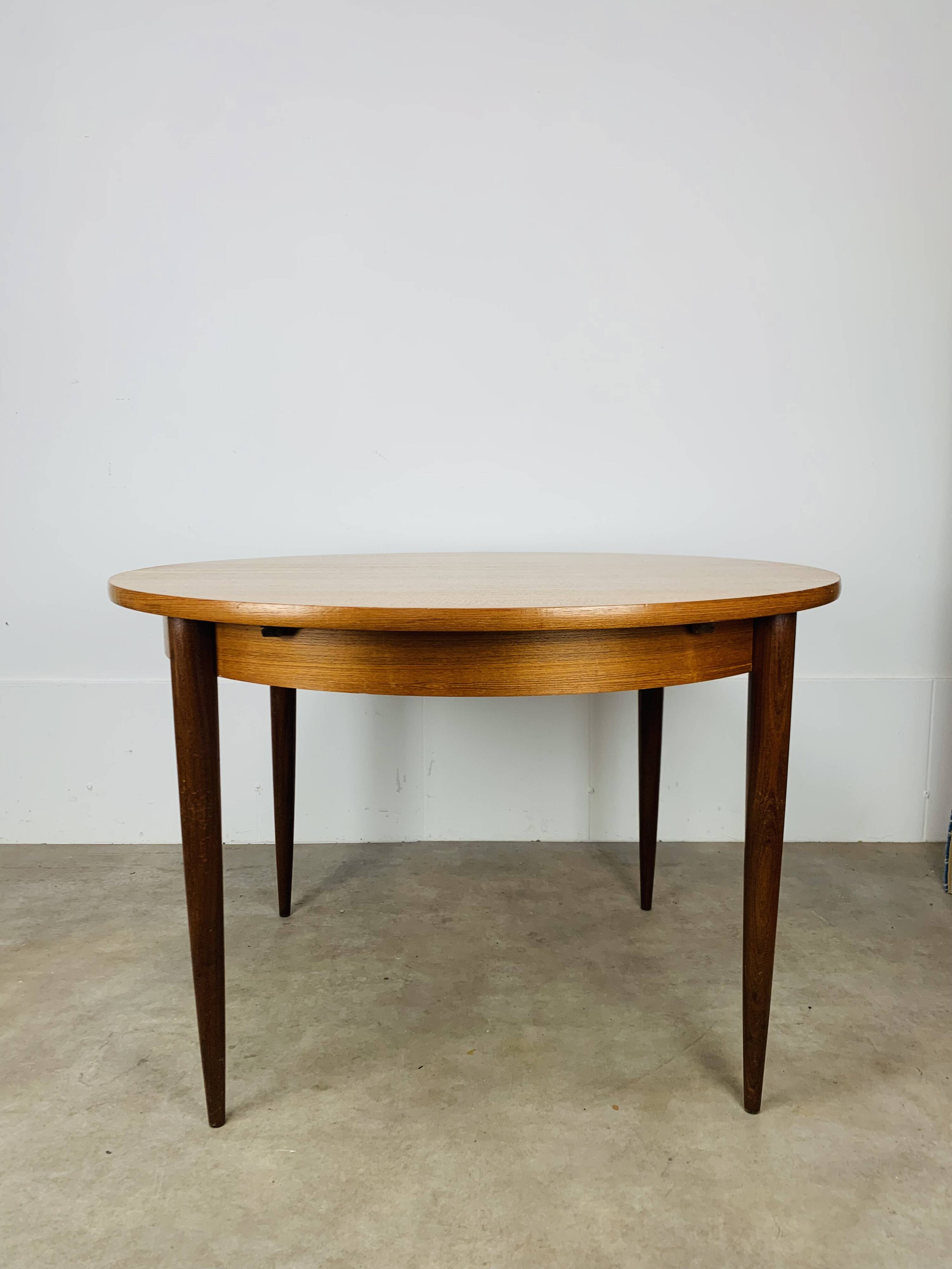 Round extendable Scandinavian table, teak, 1960s