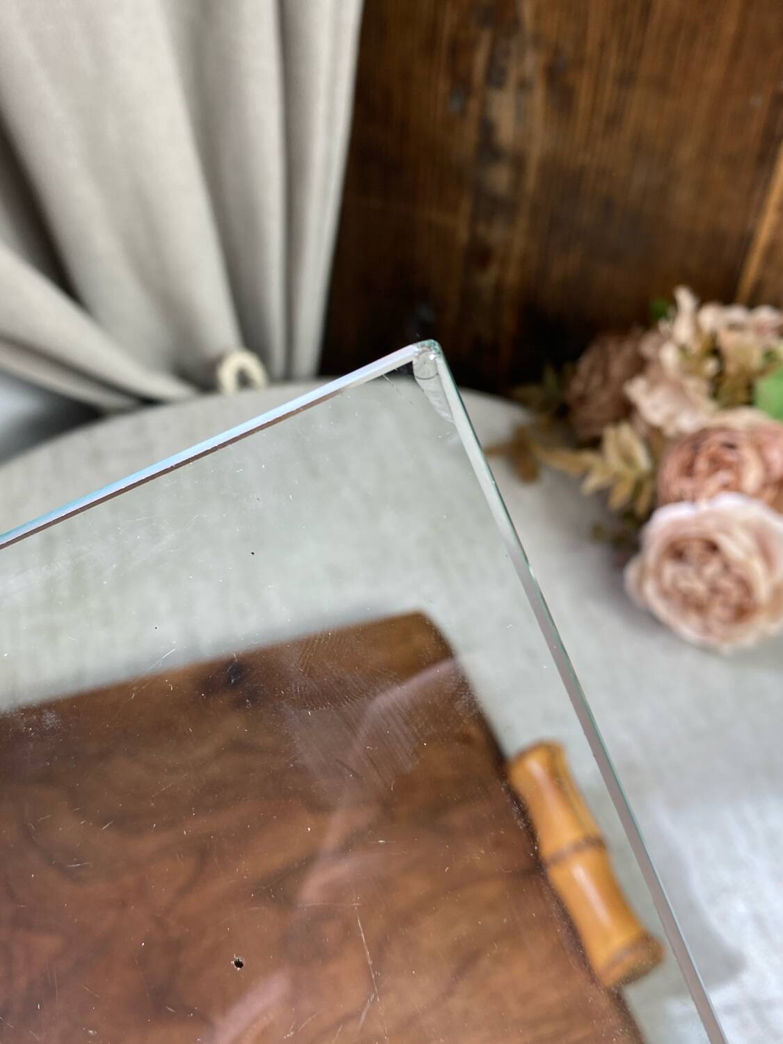 Wood and glass bamboo plateau