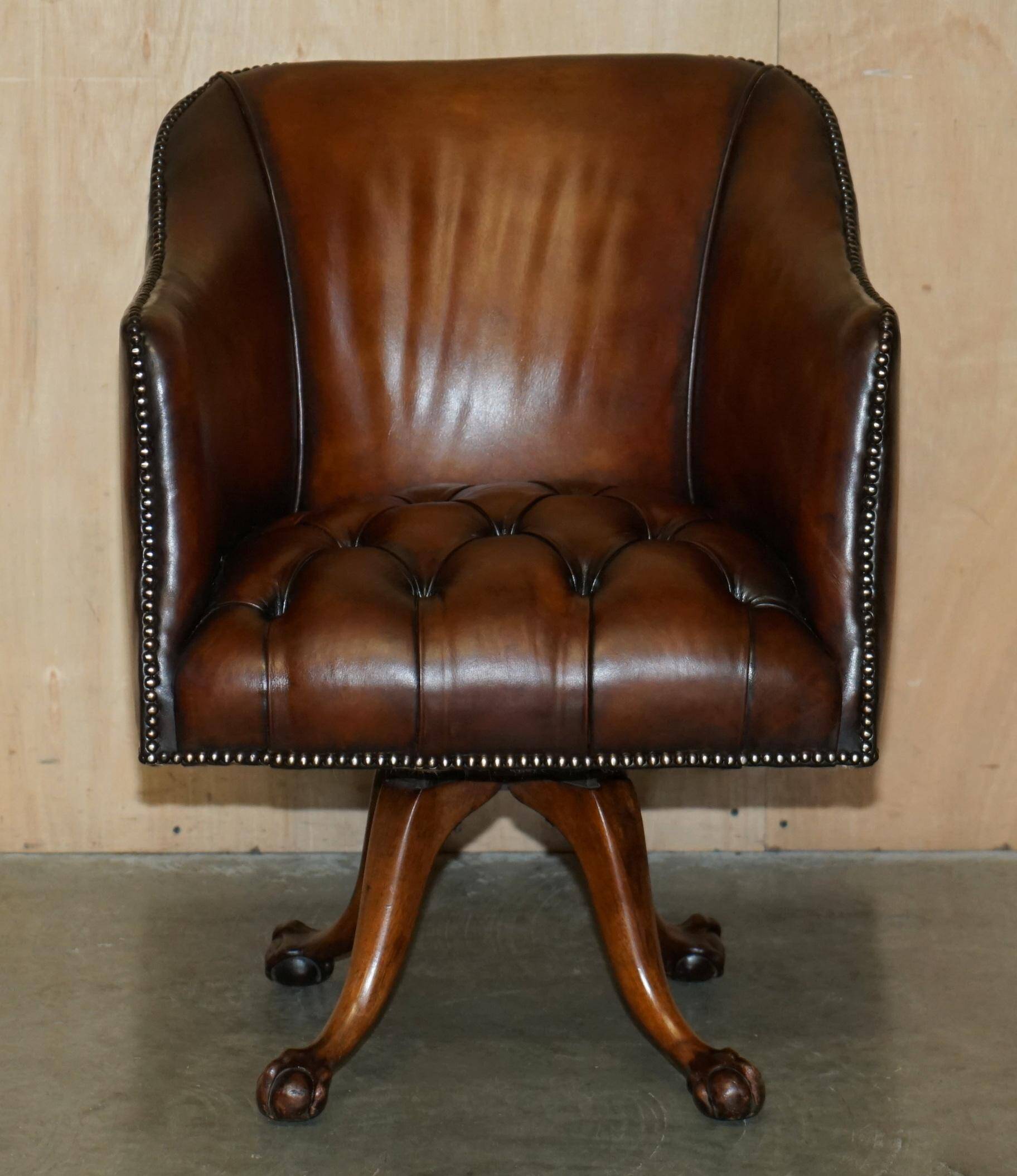 Fauteuil capitaine Chesterfield victorien restauré