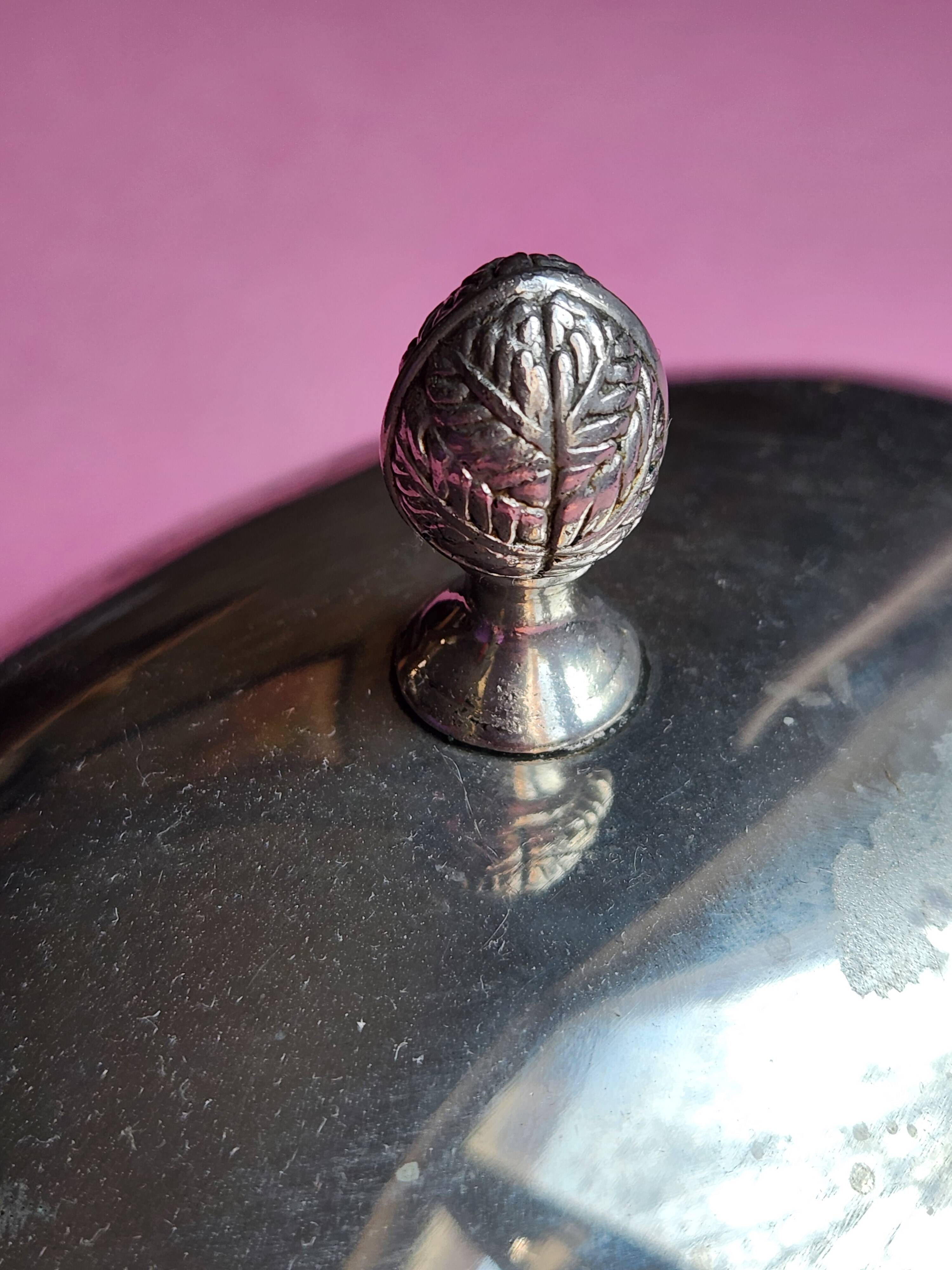 Vintage flat display for duck foie gras