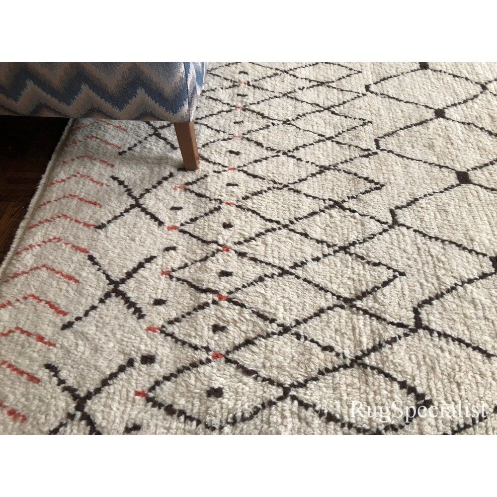 Hand-knotted Moroccan Berber Style Tulu Rug Made of Wool. Custom Options Available