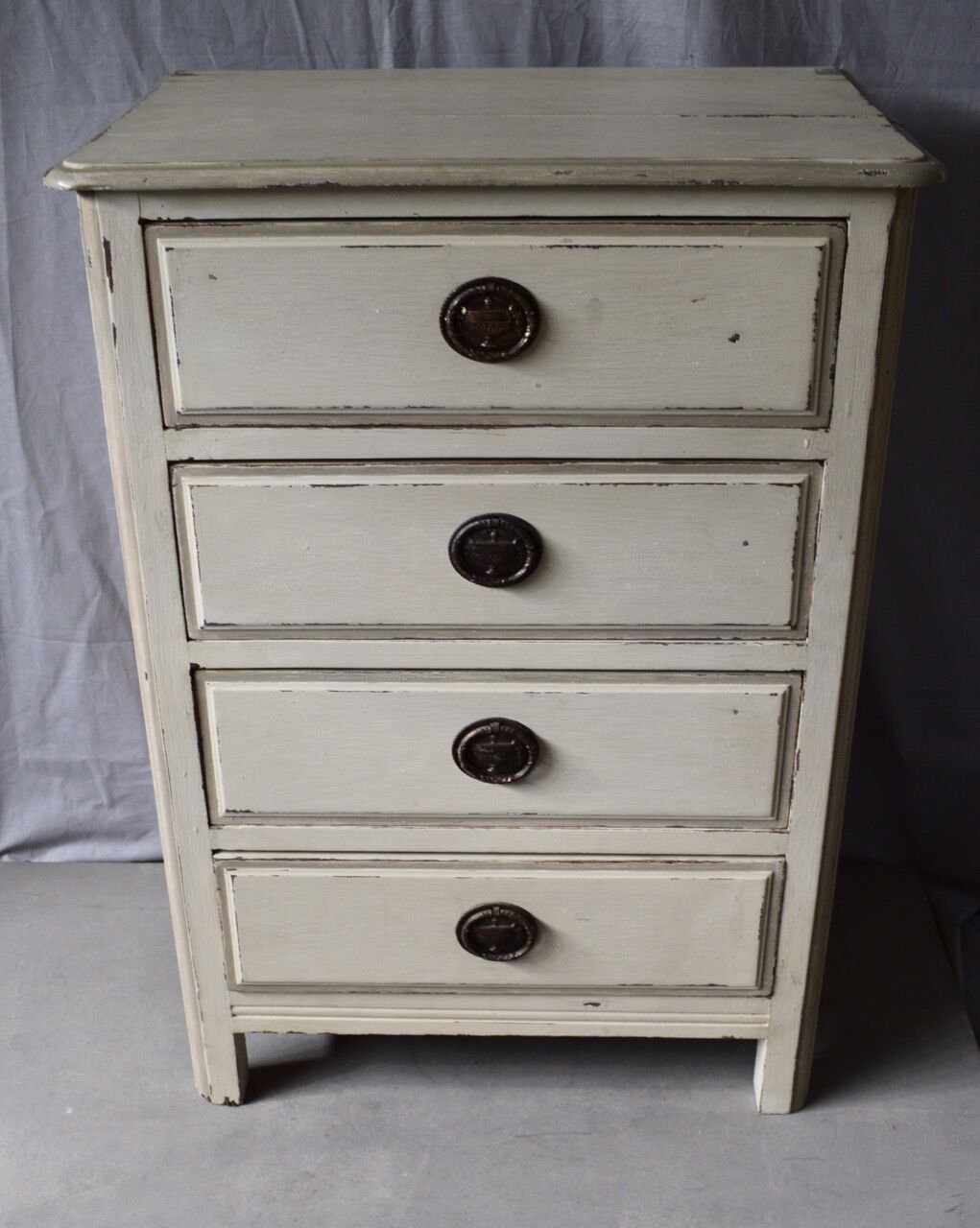 Skated wooden chiffonnier