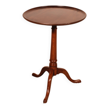 Small tripod table known as a tea table in mahogany - 18th century.