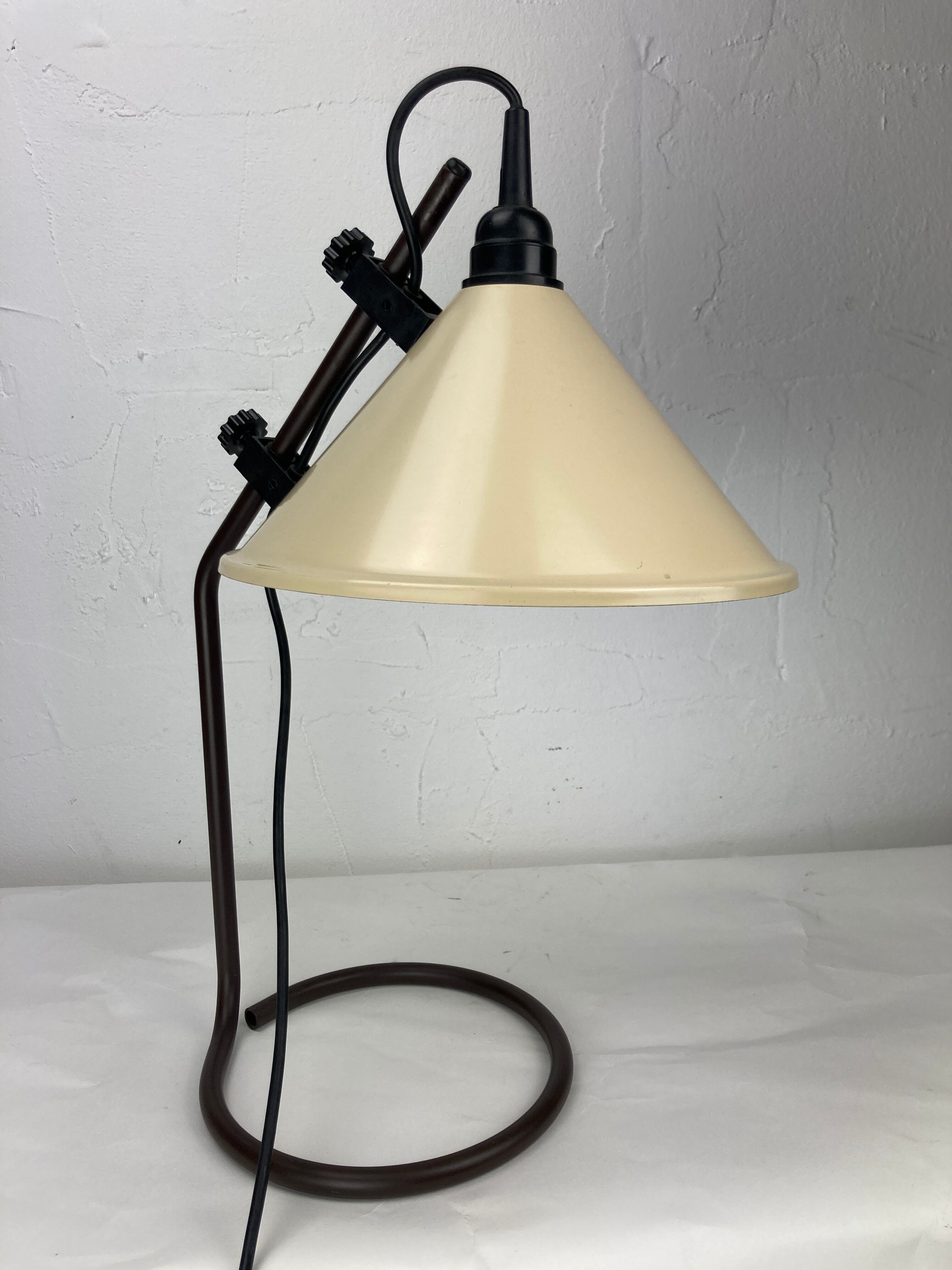 Brown metal "modernist" architectural desk lamp, Dutch 1970s