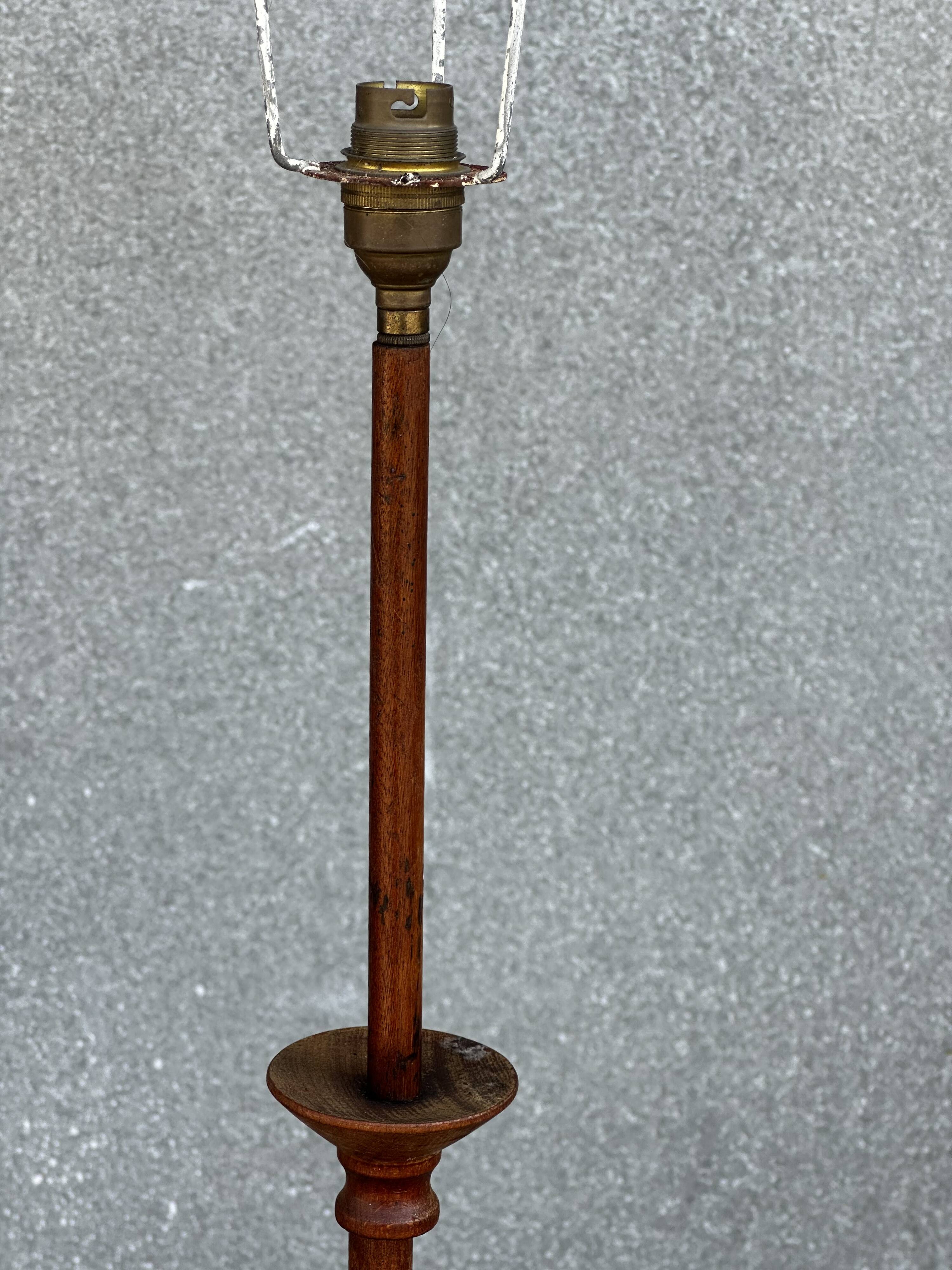 Turned wooden floor lamp from the 1950s.