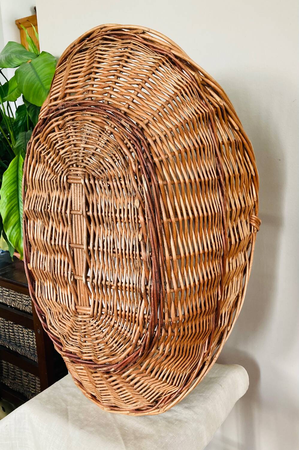 Wicker rattan log basket from the 1970s/80s