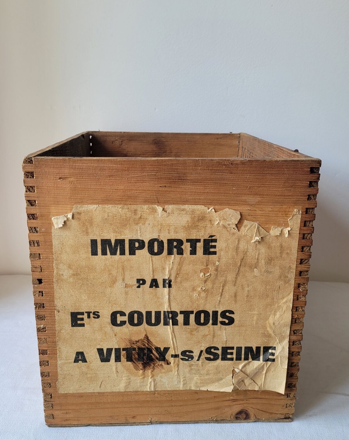 Johnnie Walker wooden crate