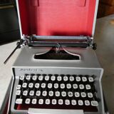 Remington brand typewriter travel riter deluxe