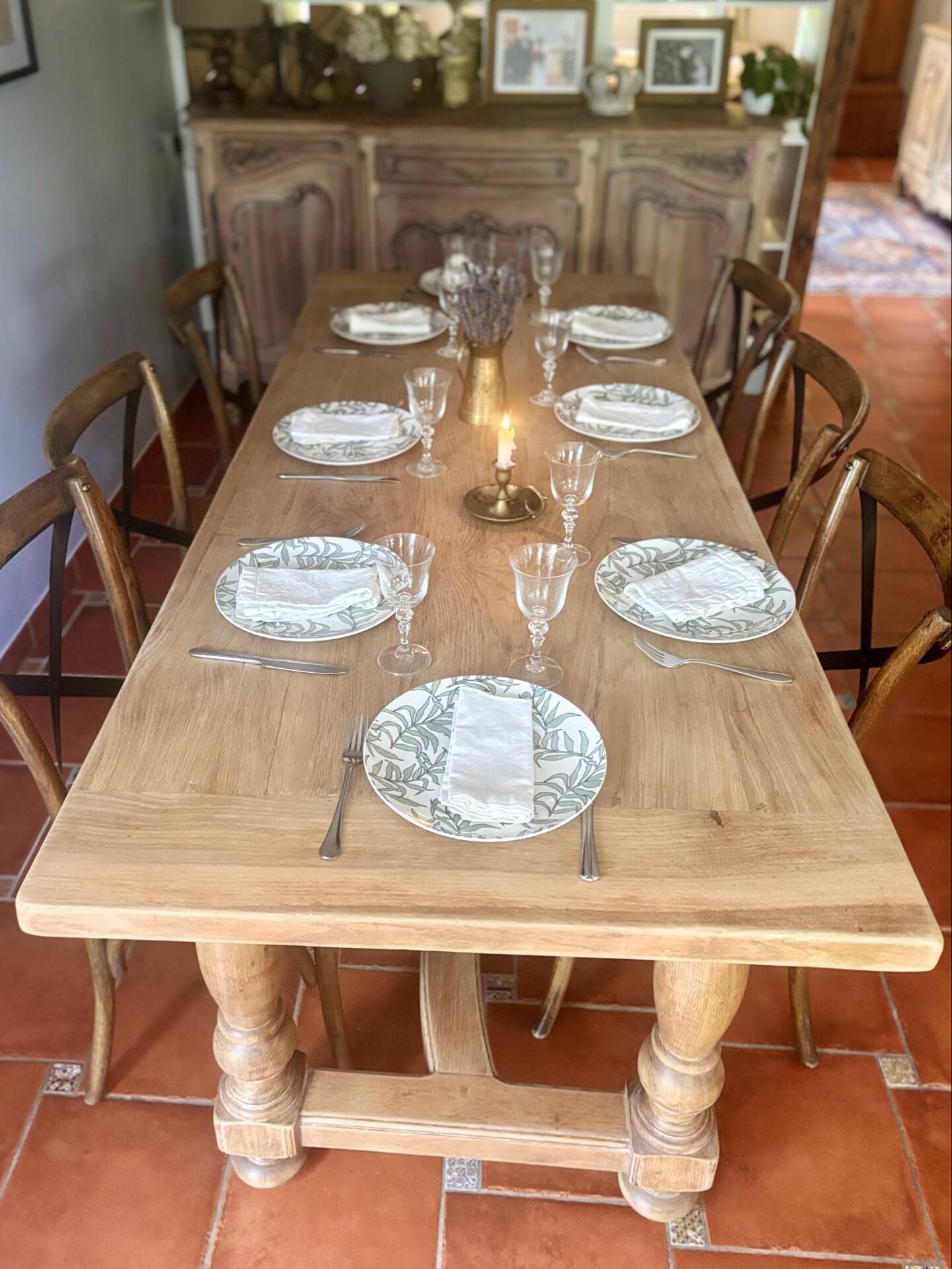 Large Restored Solid Oak Dining Table – Whitewashed Finish