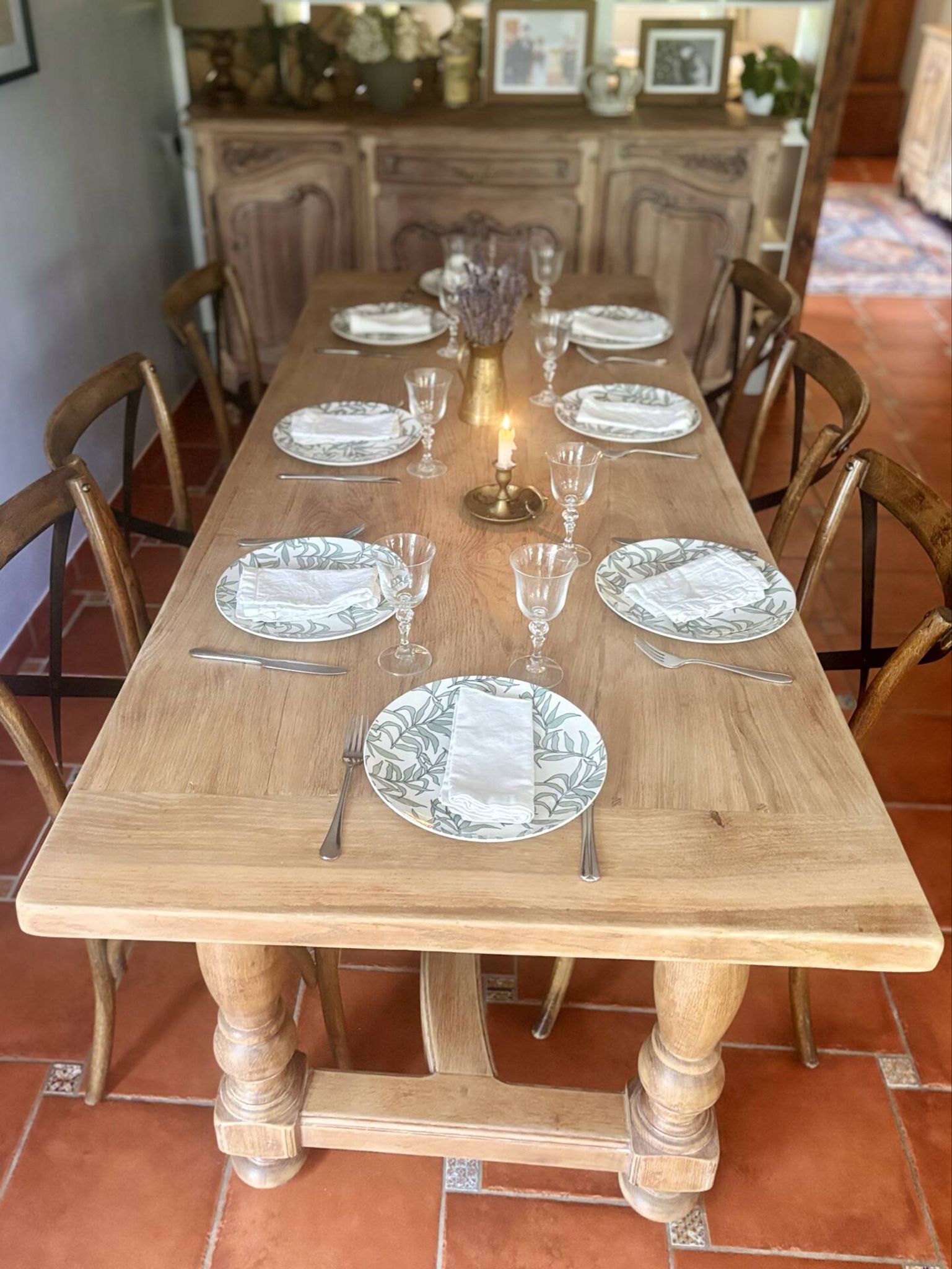 Large Restored Solid Oak Dining Table – Whitewashed Finish