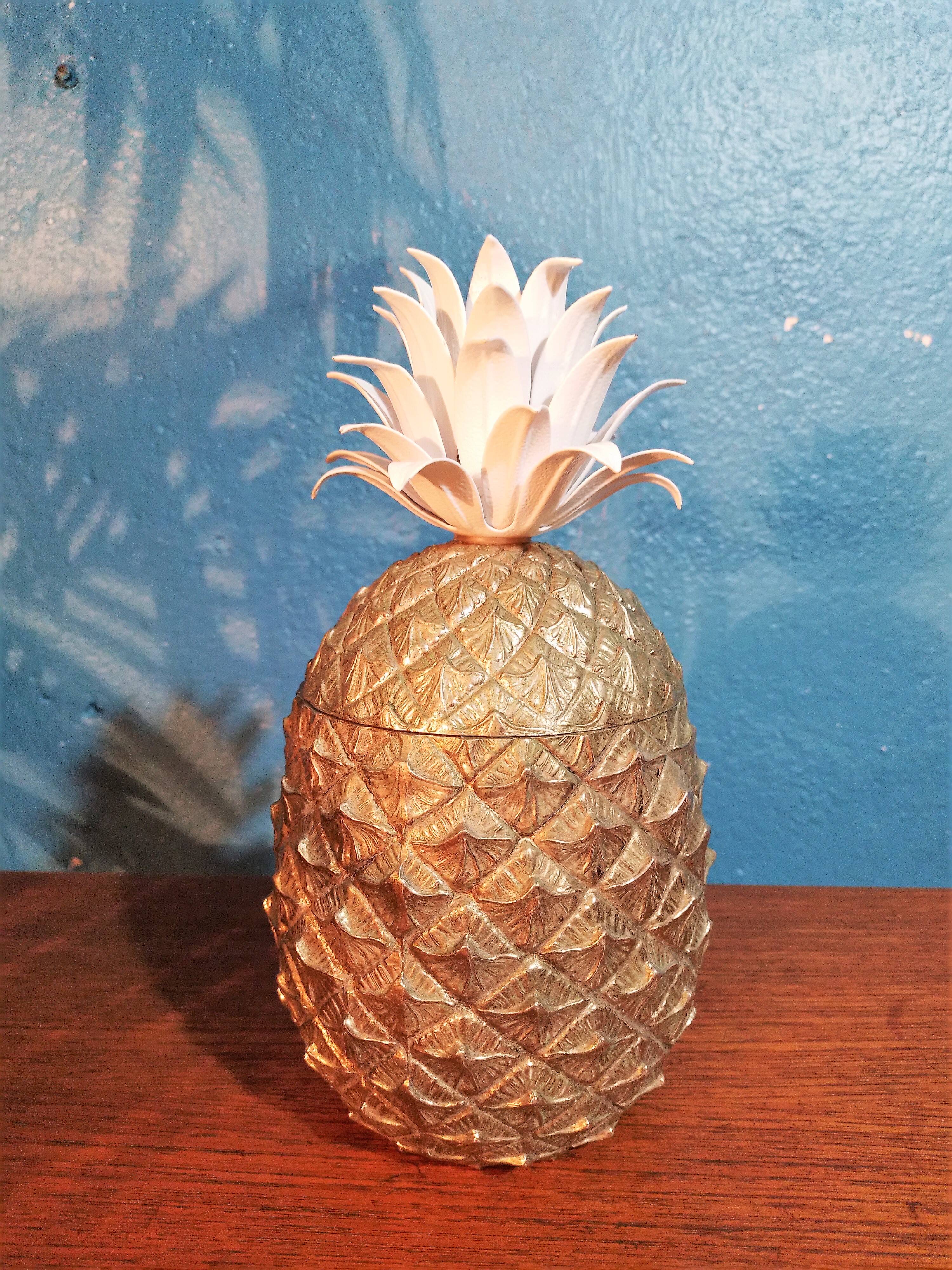 Manetti ice bucket 1970s
