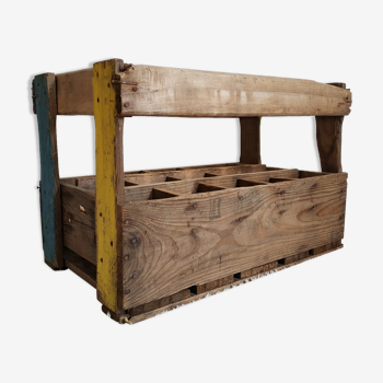 Casier- porte bouteilles ancien en bois sérigraphié