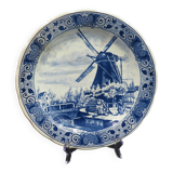 Plat motif moulin bleu