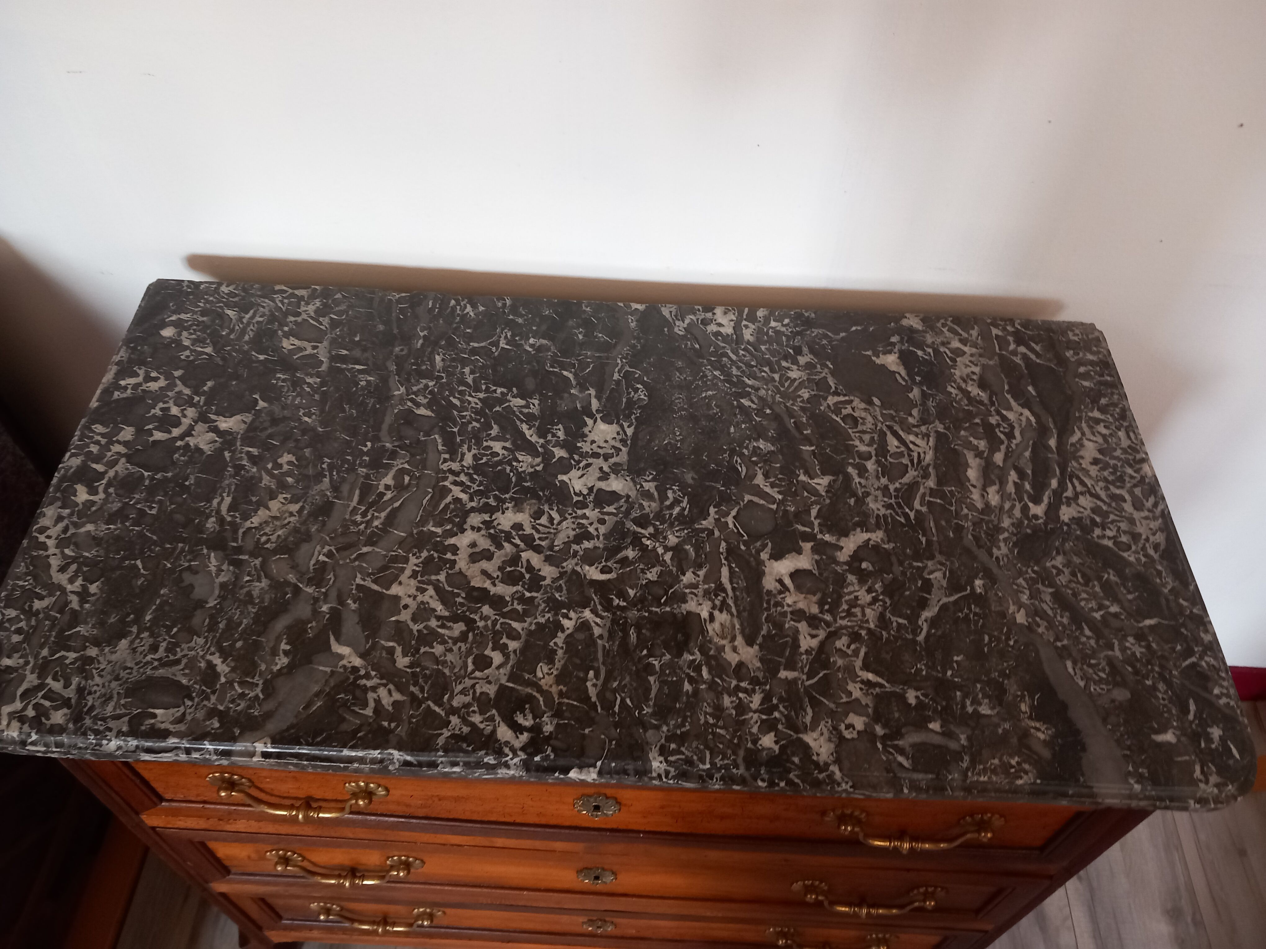 Louis XV chest of drawers