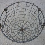 Metal harvest basket with 2 handles