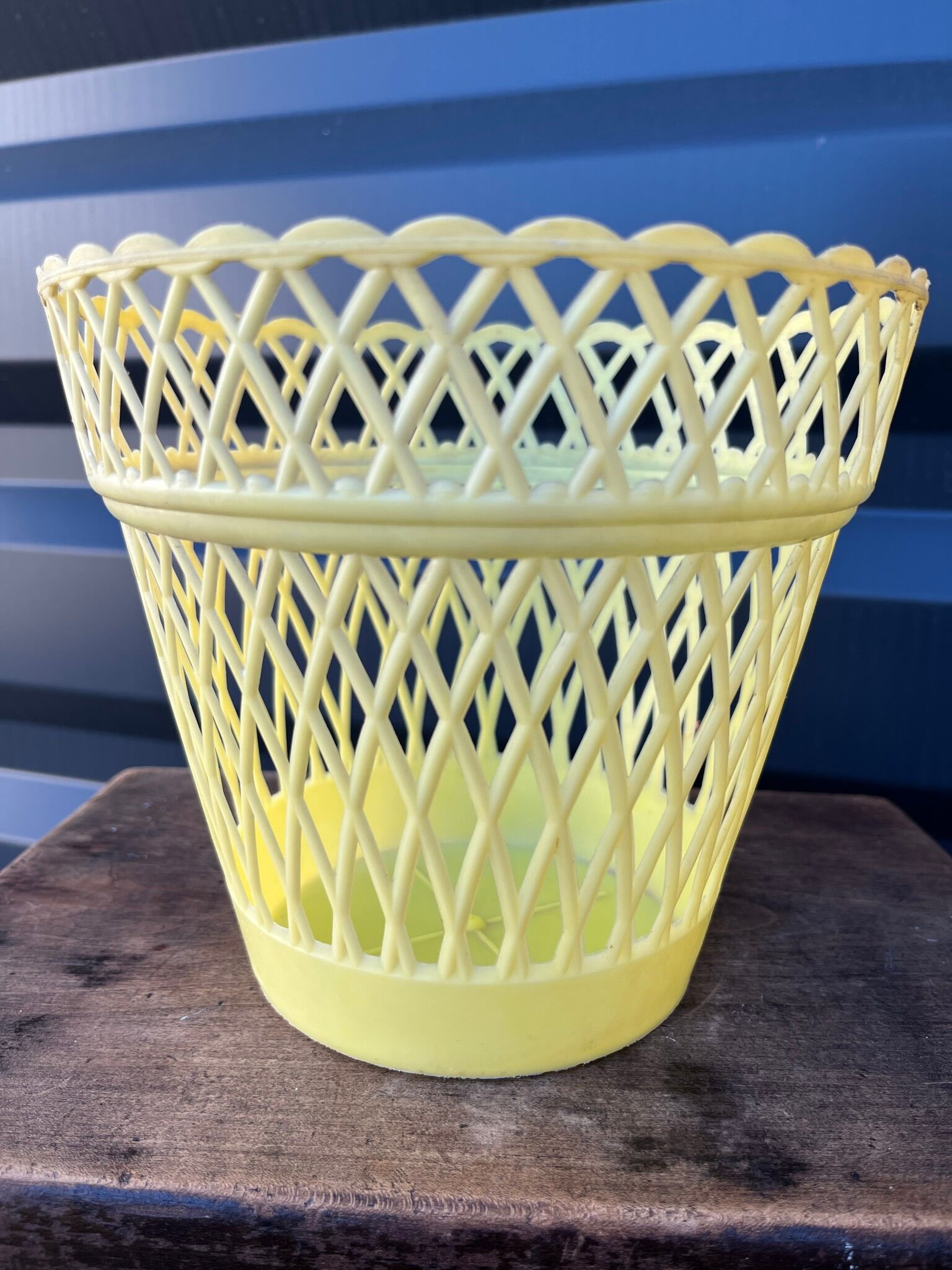 Yellow plastic pot cover 50s-60s