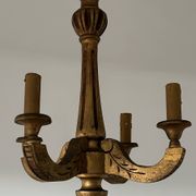 Lustre en bois doré ancien