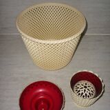 Lot of red and beige Emsa vases, flower spikes, pot cover and a bowl