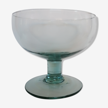 Glass fruit cup