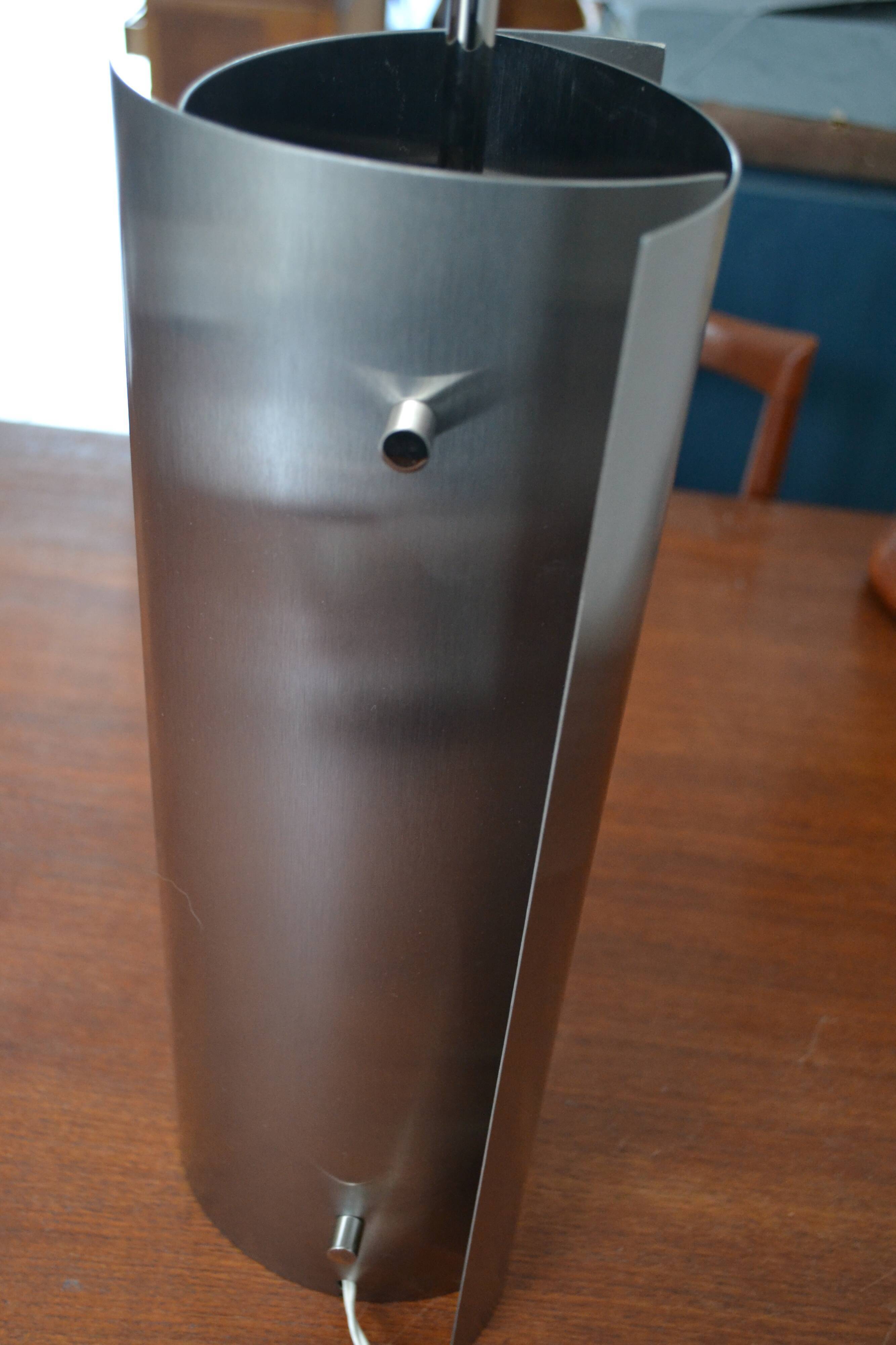 Lampe vintage inox des années 60 70