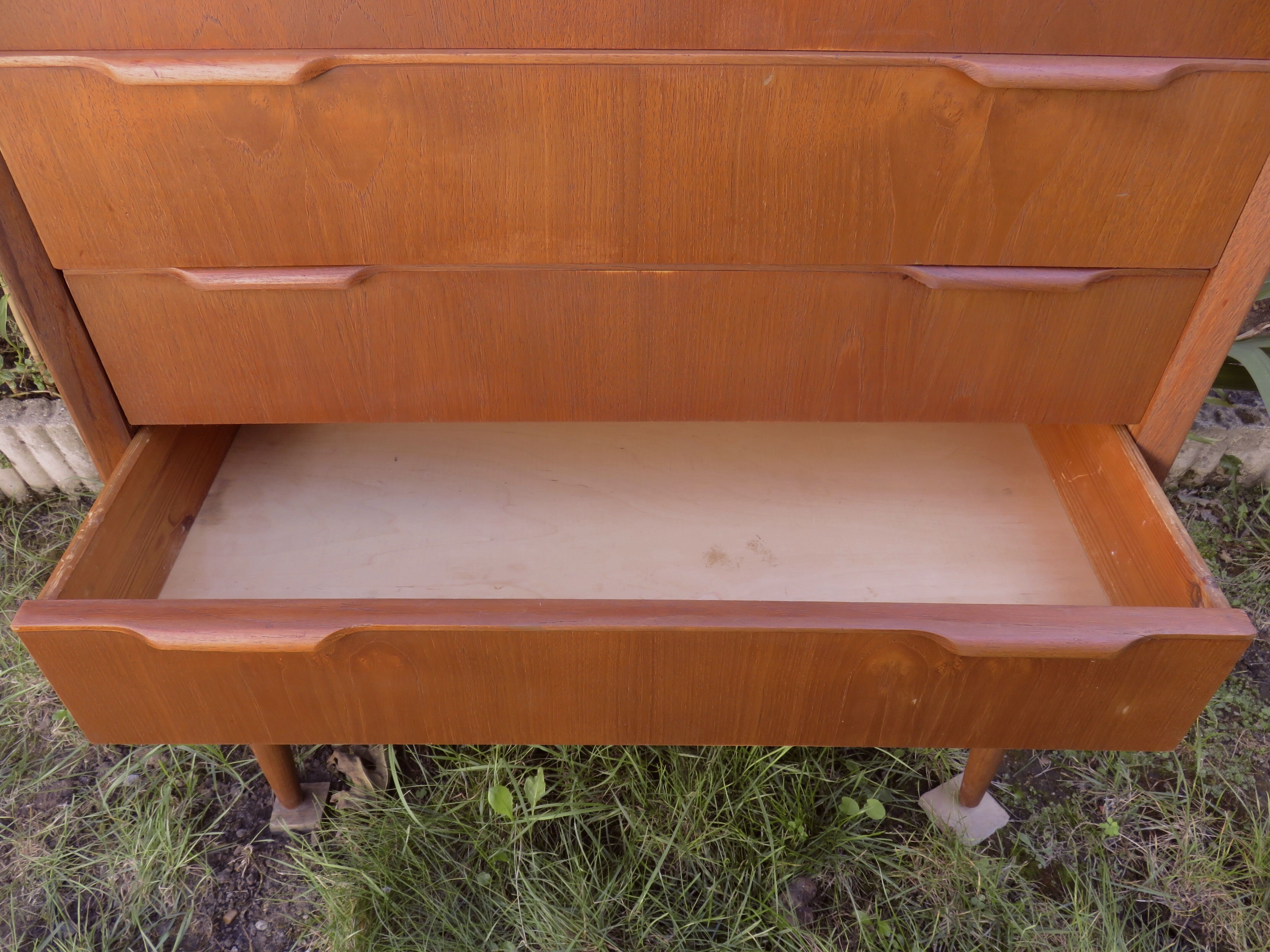 Large ceiling chipe with 6 teak drawers. Denmark 1960
