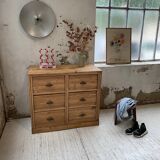 Convenient pine workshop furniture