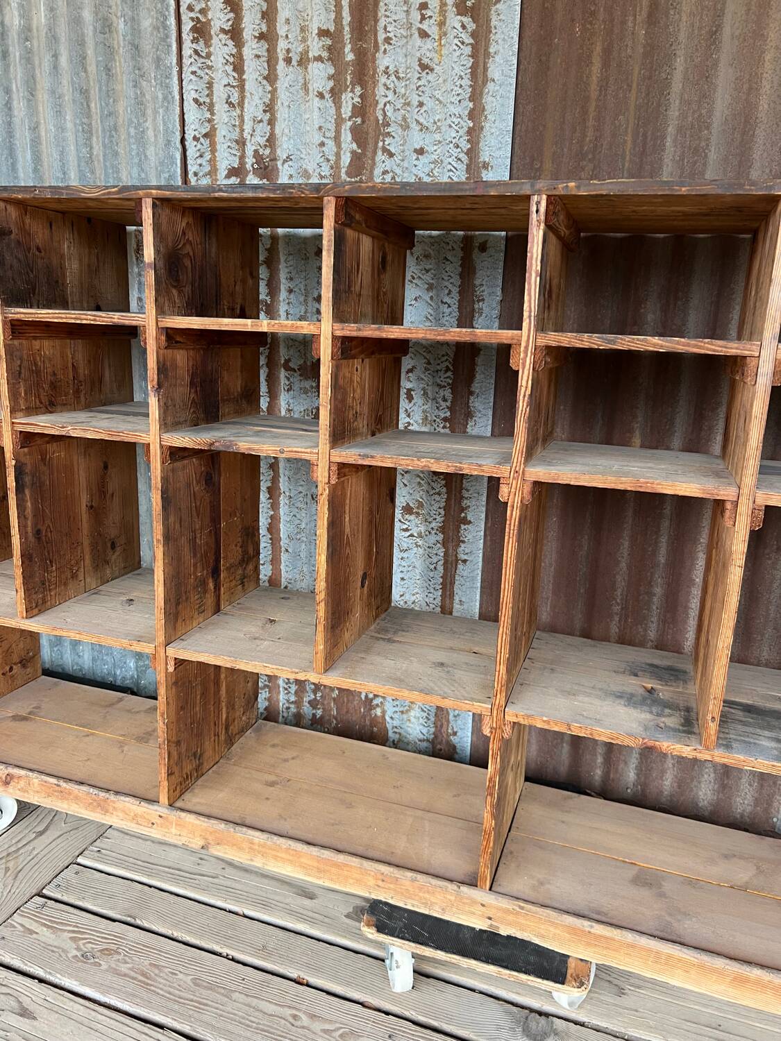 Ancien casier d’atelier