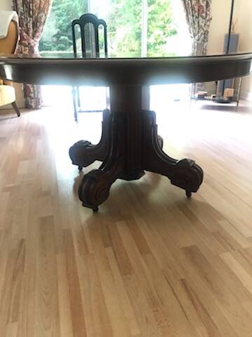 Table extensible en noyer, XIXème s.