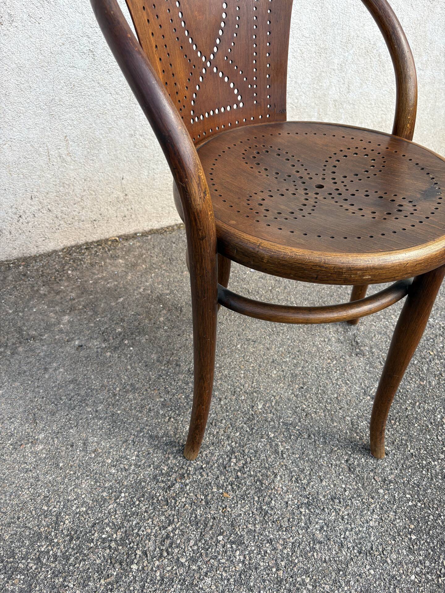 Thonet chair model 47
