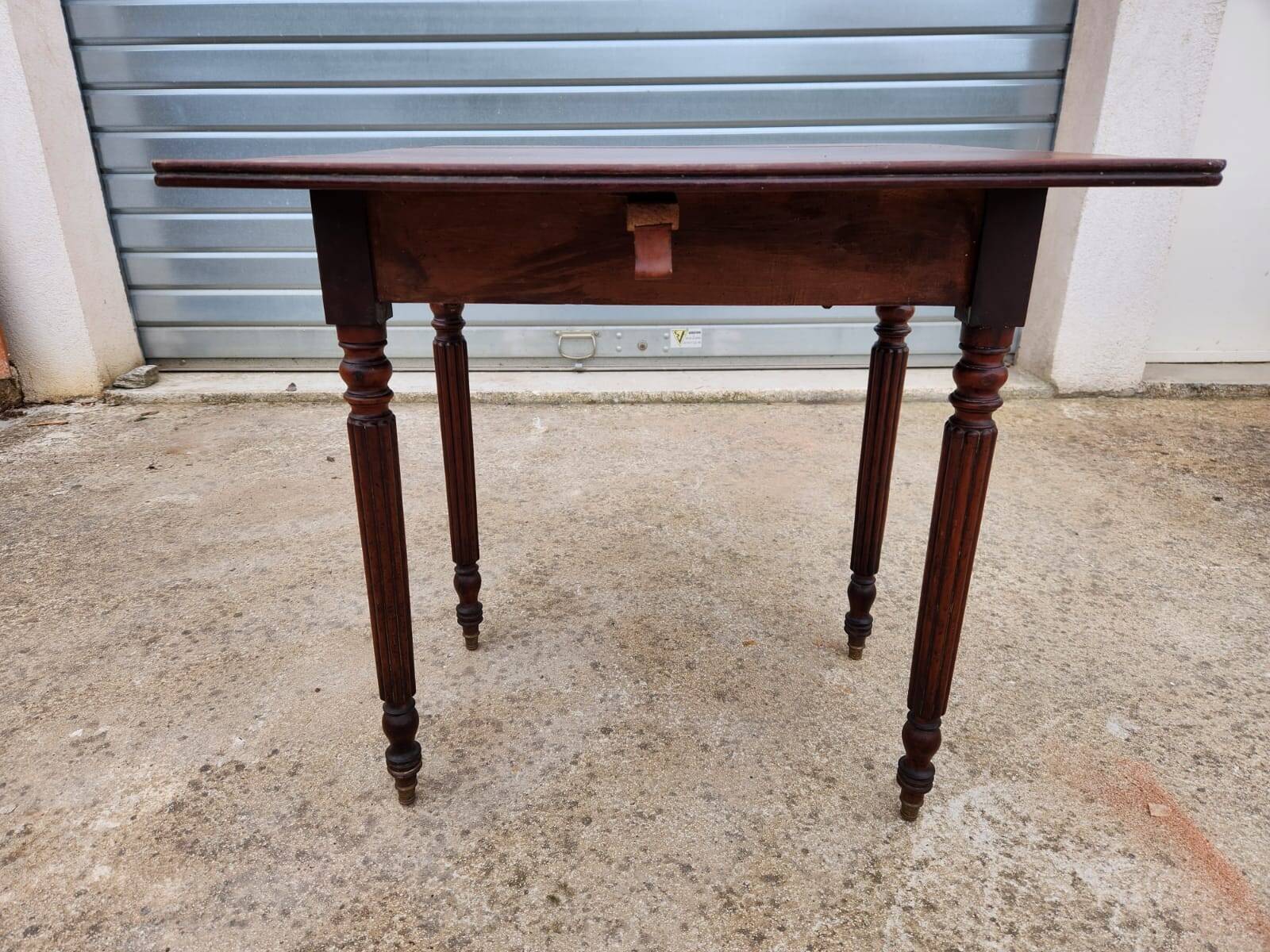 19th century period drop-leaf coffee table