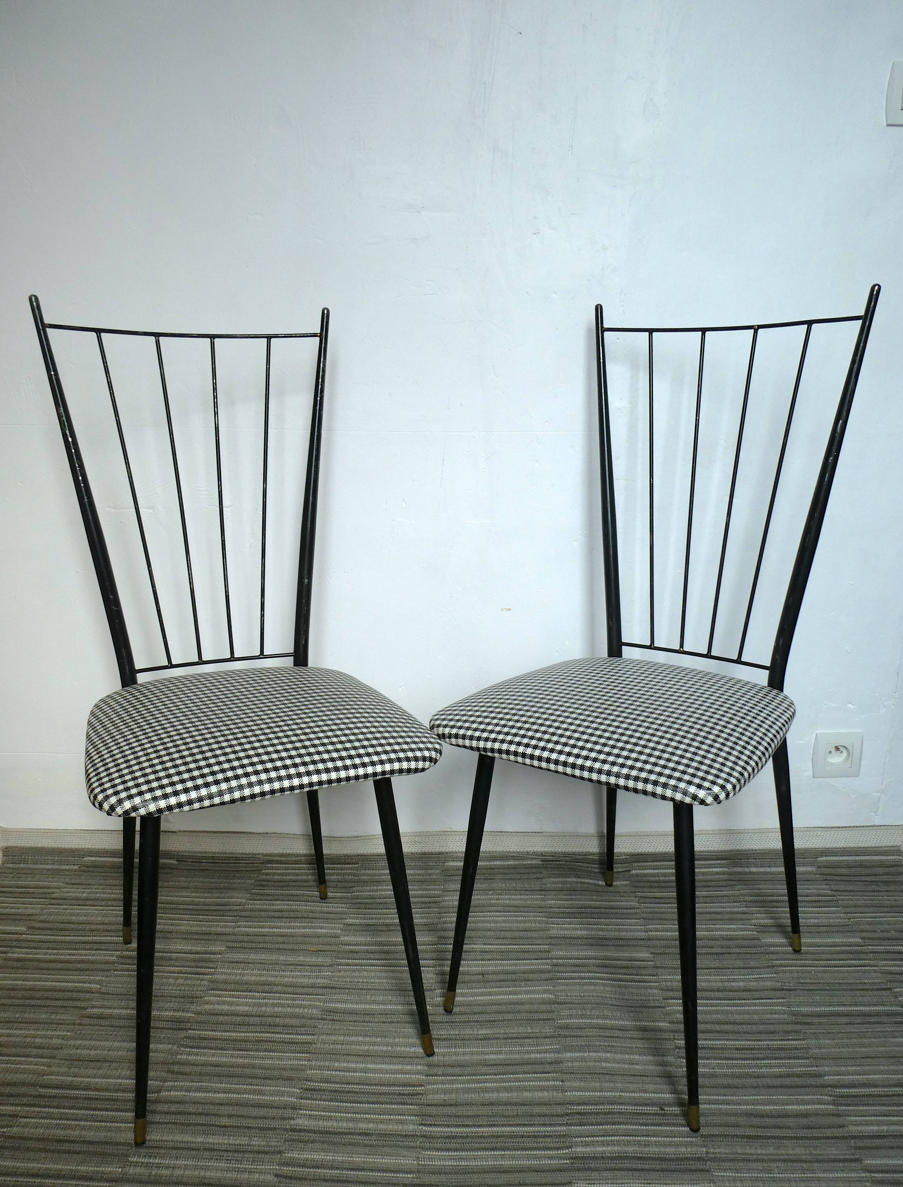 Paire de chaises Colette Gueden pied de poule années 50