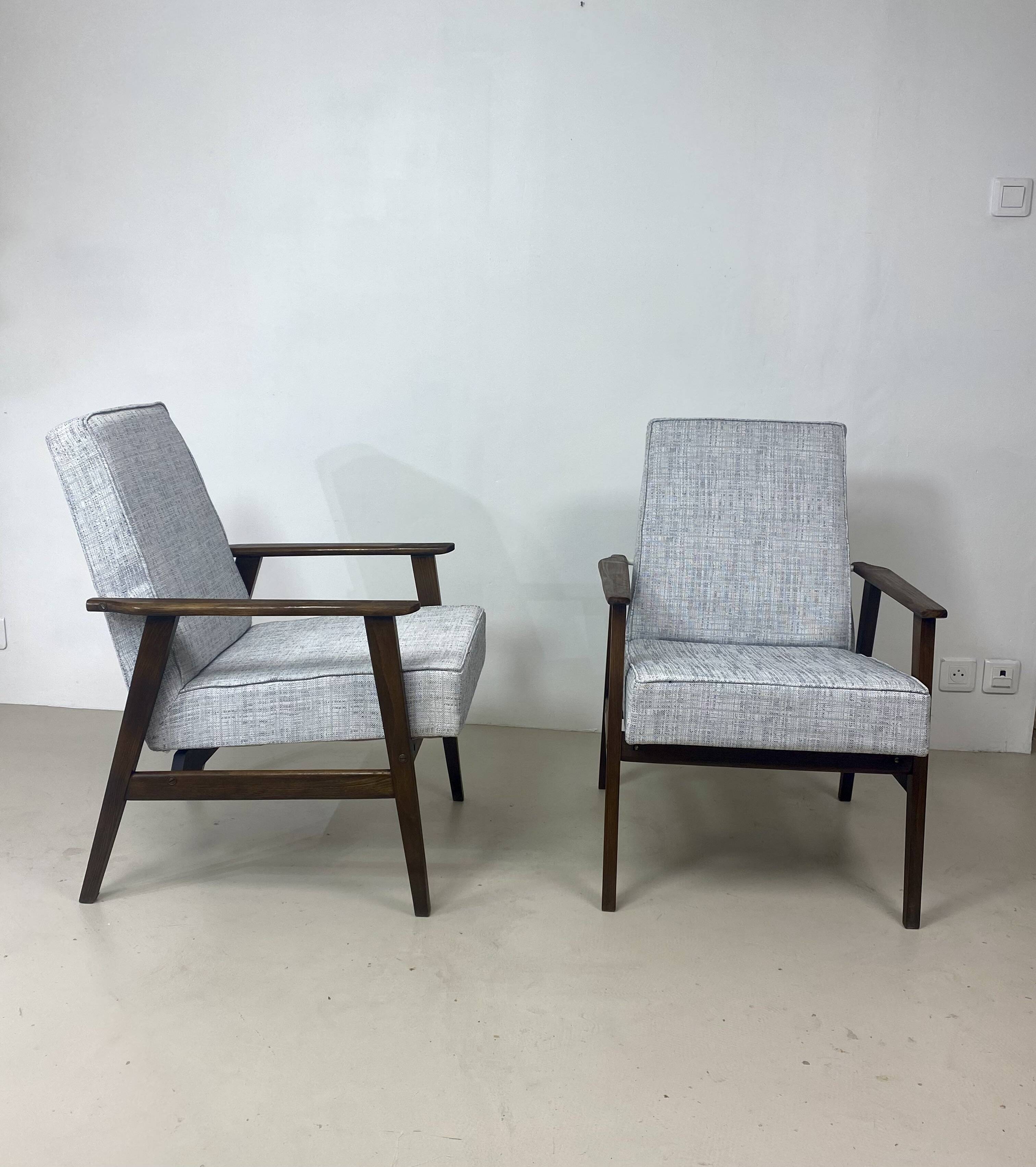 Pair of Henryk Lis 300-190 armchairs, 1970s, heathered grey-blue fabric. Ref: