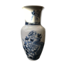 Avon old ceramics white vase flowers
