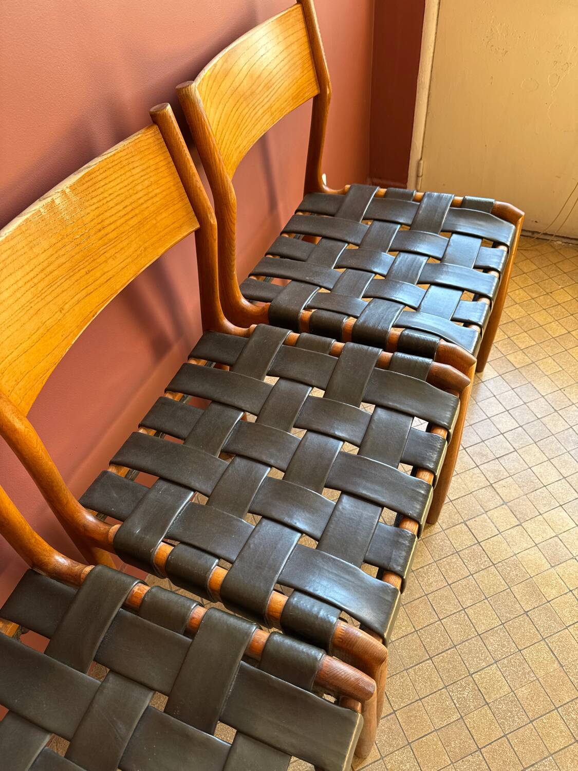 Chairs 993 Tipi for Montina