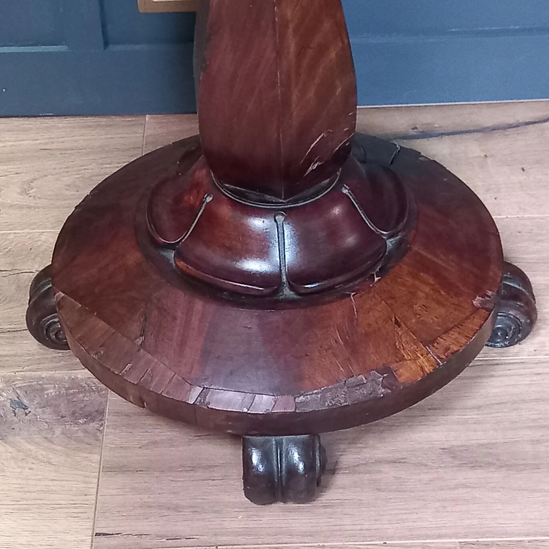 English console table
