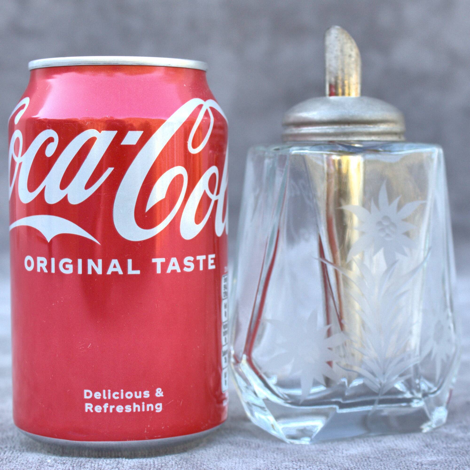 Vintage retro sugar dispenser Holzagall