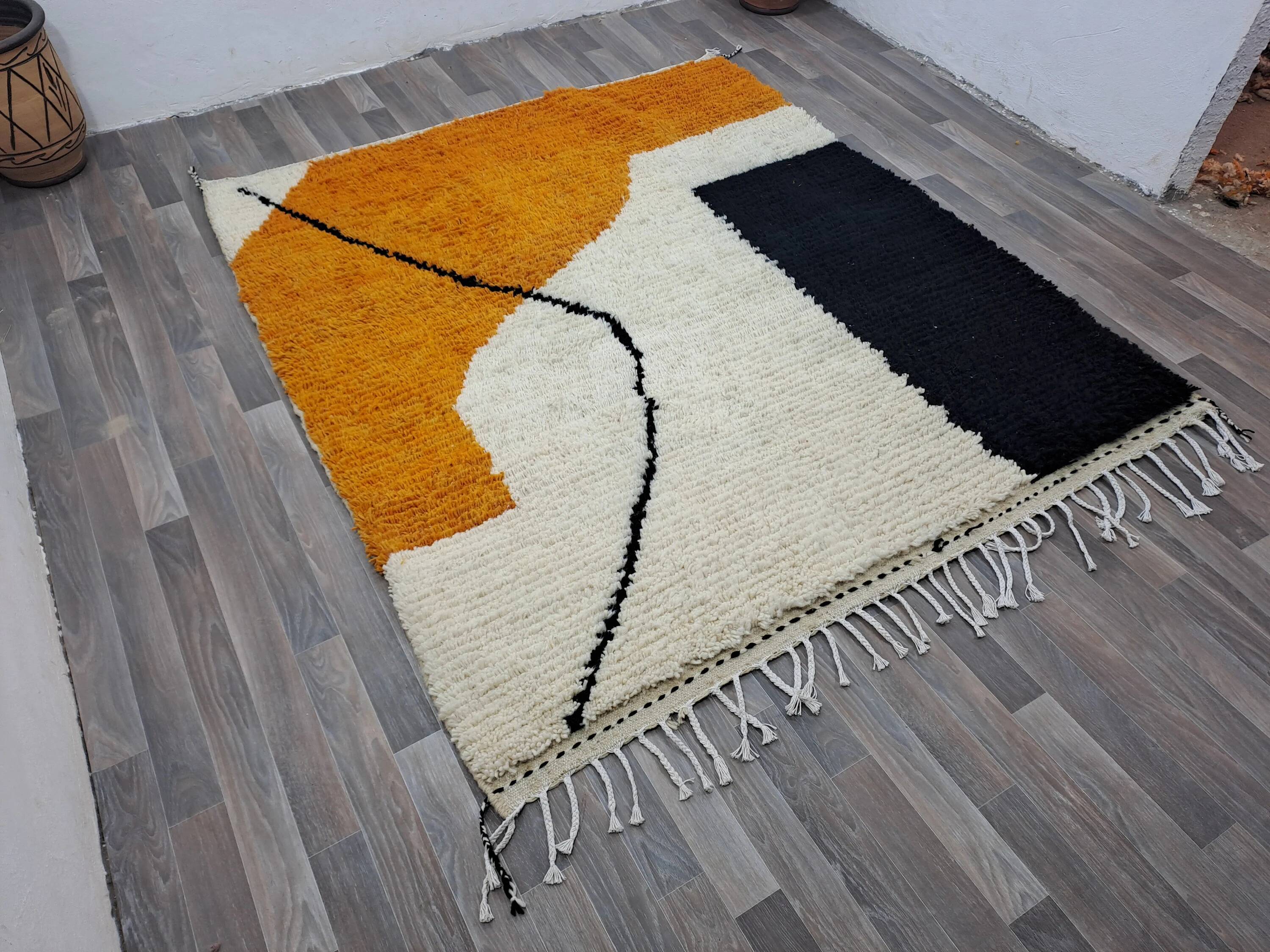 Handmade natural Berber rug 3x2 m