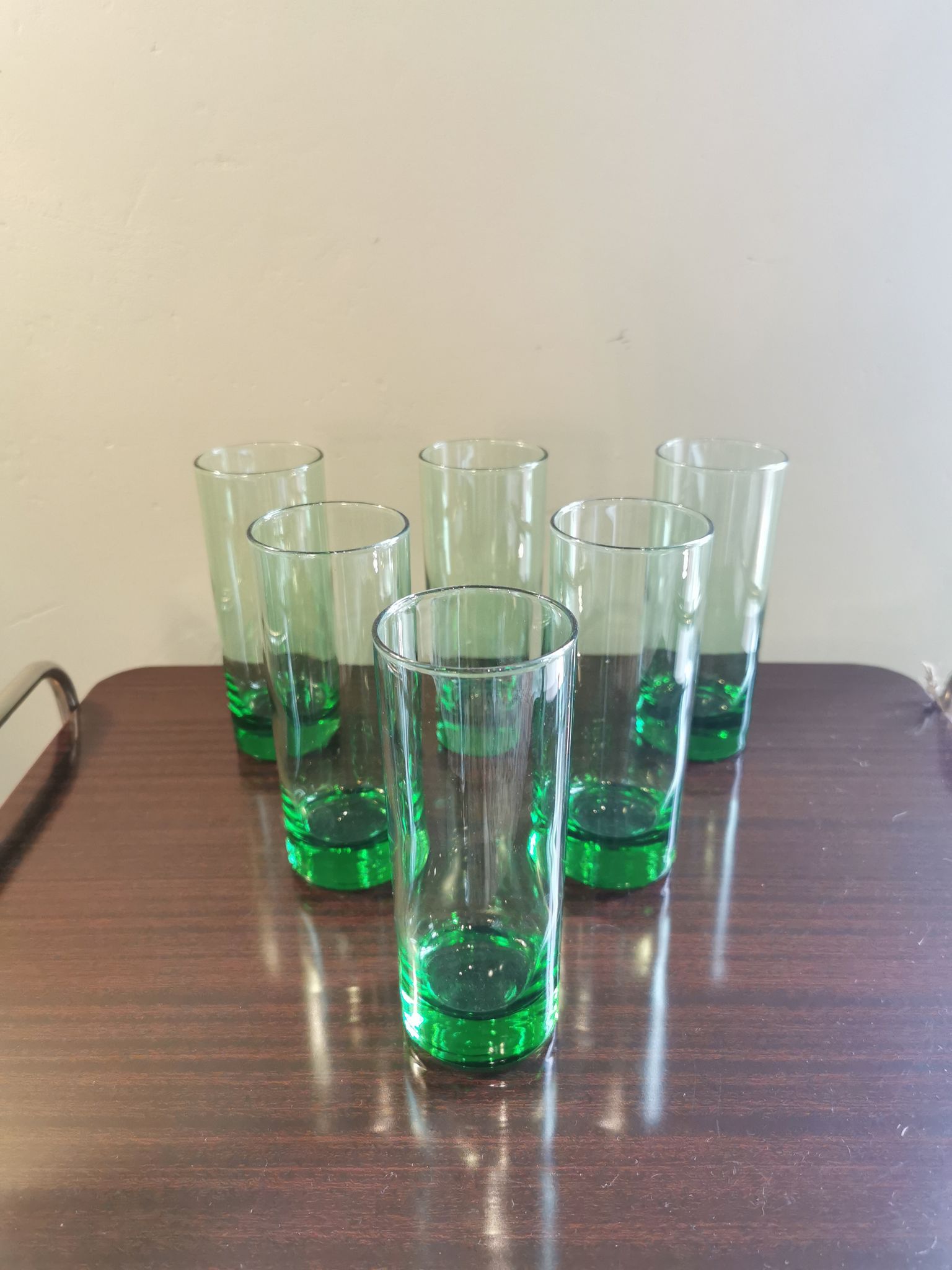 Lot de 6 verres verts vintage