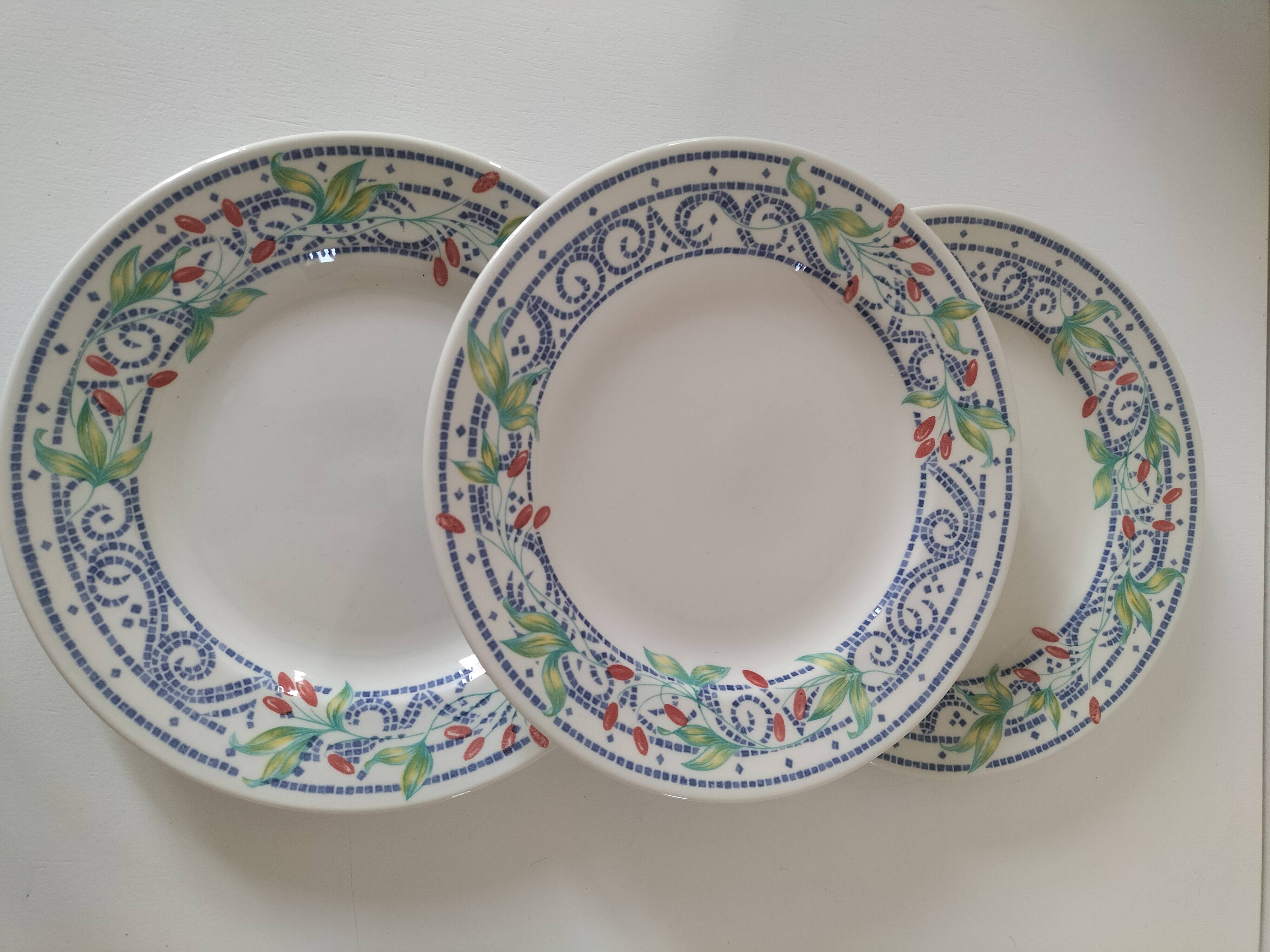 3 plates Churchill England mosaic and floral design