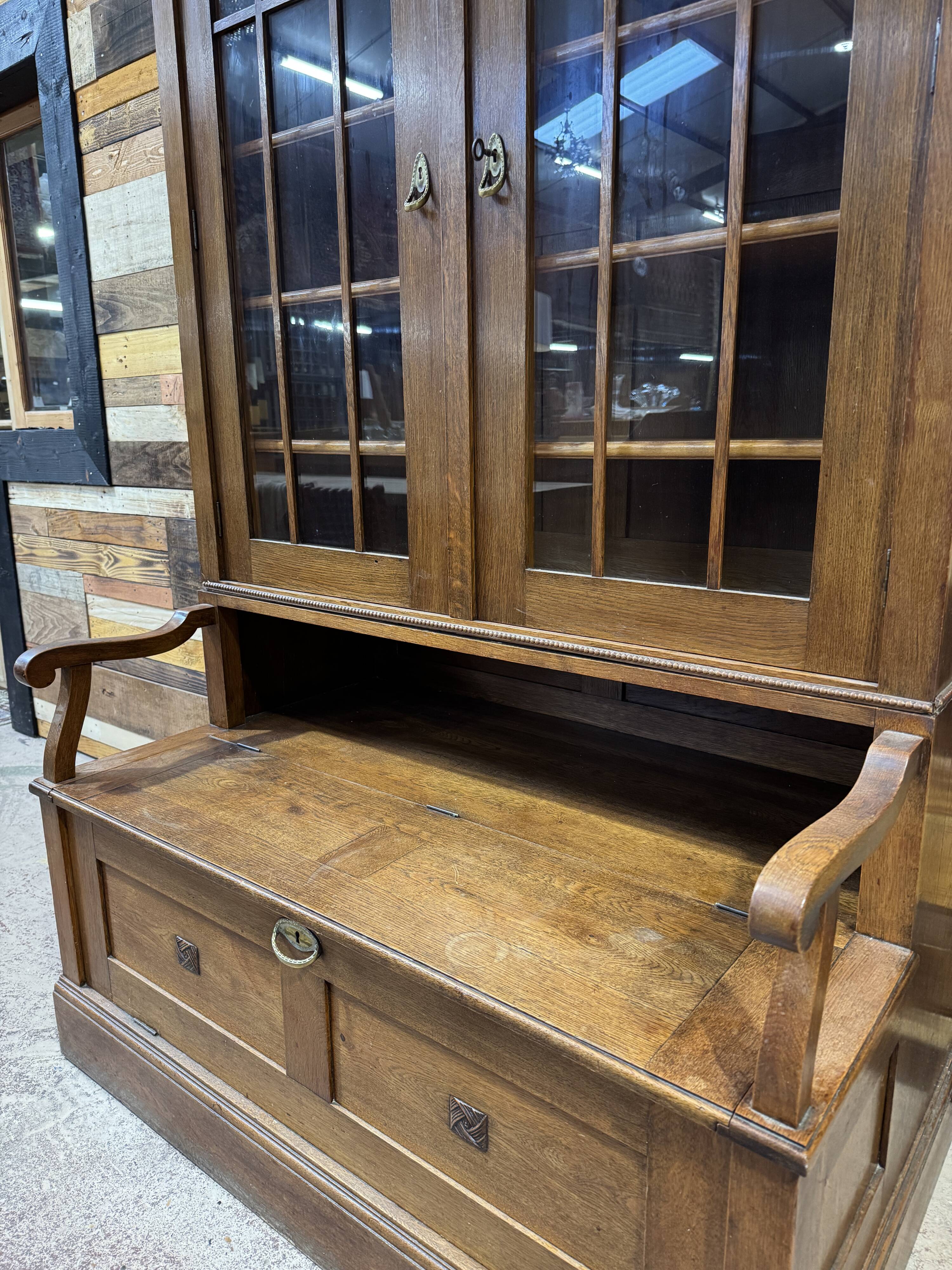 Entrance hall wardrobe in solid oak - 1930s
