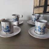 Set of 4 vintage cups