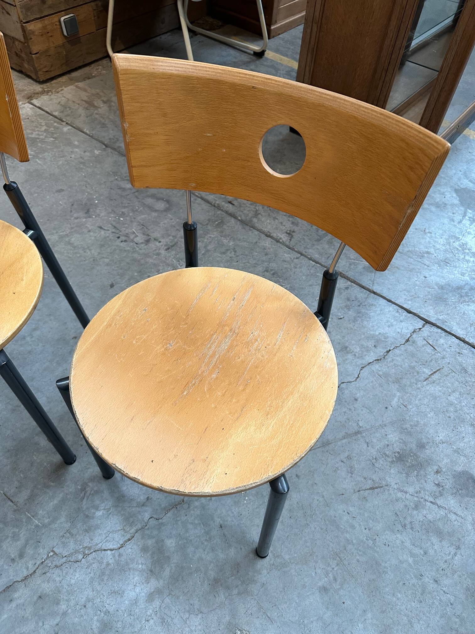 Suite de 6 chaises Années 80