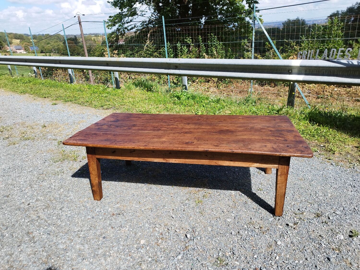 Table basse de ferme rustique