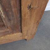 Armoire parisienne en sapin