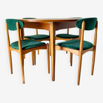 Mid Century Modern Extendible Dining Set in the Style of Rajmund Halas, Italy 1960 's