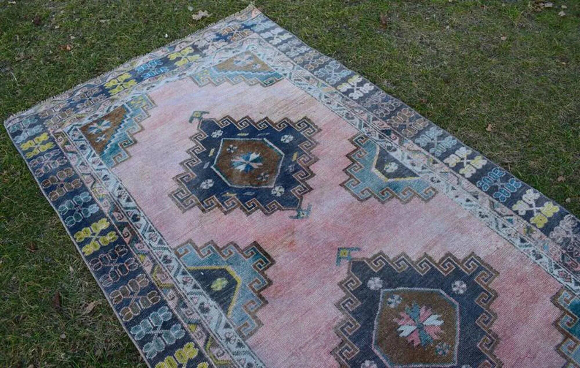 Vintage Turkish hallway rug 135x330 cm