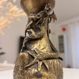 Dragon vase