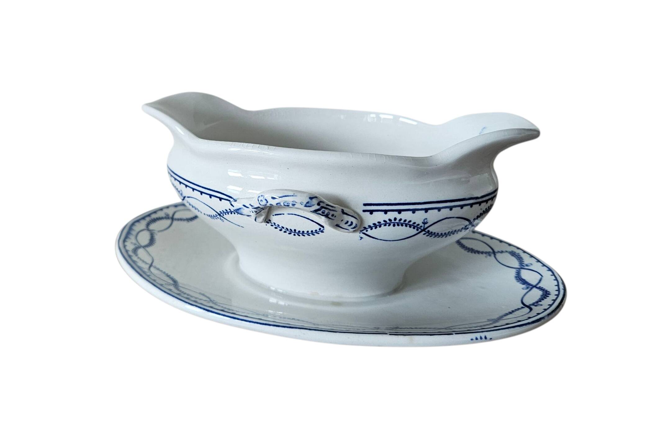 Saucière ancienne en faïence Boch Frères la Louvière