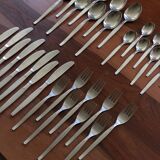 32-piece retro cutlery set, Japanese steel
